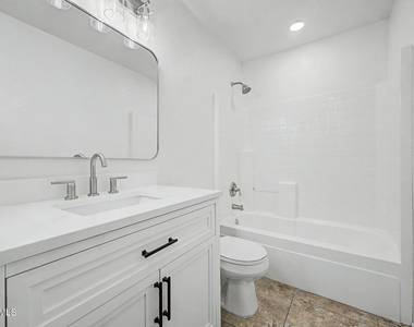 7500 E Deer Valley Road - Photo Thumbnail 21