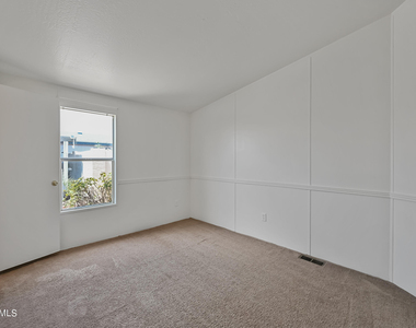 8601 N 103rd Avenue - Photo Thumbnail 21