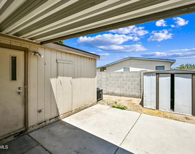 8601 N 103rd Avenue - Photo Thumbnail 24