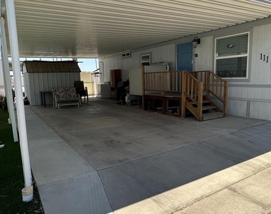 146 N Merrill Road N - Photo Thumbnail 5