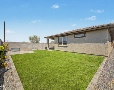 16033 W Cottontail Lane - Photo Thumbnail 21
