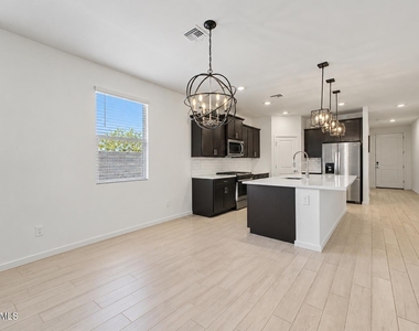 16033 W Cottontail Lane - Photo Thumbnail 3