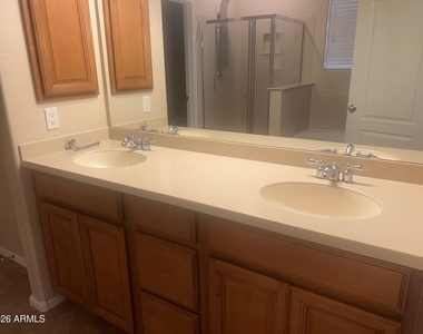 681 E Navajo Trail - Photo Thumbnail 20