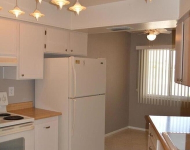 19238 N Camino Del Sol -- - Photo Thumbnail 6