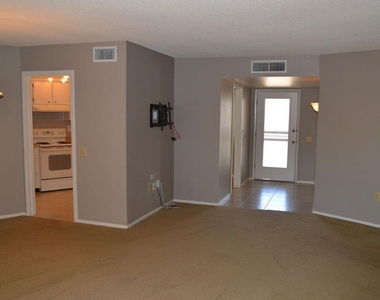 19238 N Camino Del Sol -- - Photo Thumbnail 3
