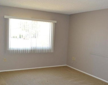 19238 N Camino Del Sol -- - Photo Thumbnail 12