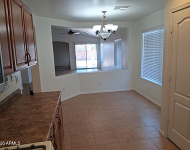 12727 W Milton Drive - Photo Thumbnail 2