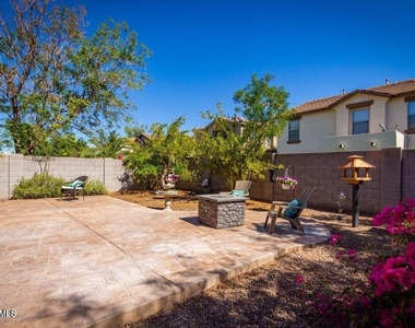 2751 S Southwind Drive - Photo Thumbnail 5