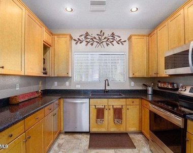 2751 S Southwind Drive - Photo Thumbnail 1