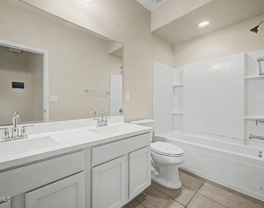 8747 W Solano Drive - Photo Thumbnail 19