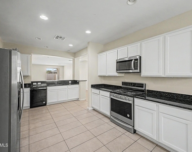 8747 W Solano Drive - Photo Thumbnail 2
