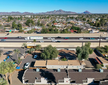 2501 W Belmont Avenue - Photo Thumbnail 24