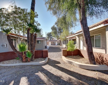 2501 W Belmont Avenue - Photo Thumbnail 1