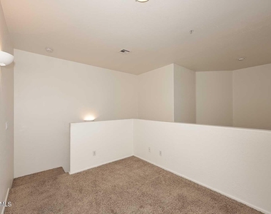 9070 E Gary Road - Photo Thumbnail 15