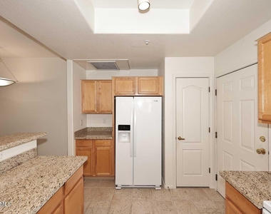 9070 E Gary Road - Photo Thumbnail 11