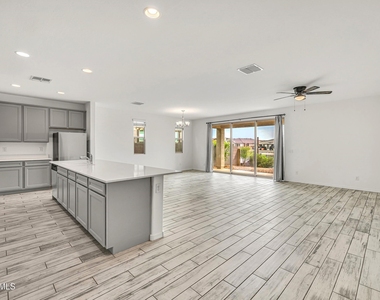 40885 W Agave Road - Photo Thumbnail 19