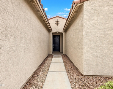 40885 W Agave Road - Photo Thumbnail 2