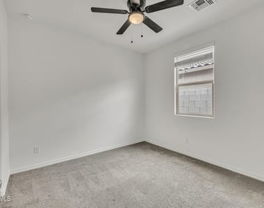 40885 W Agave Road - Photo Thumbnail 32