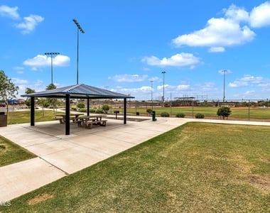 40885 W Agave Road - Photo Thumbnail 53