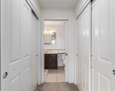 11260 N 92nd Street - Photo Thumbnail 12