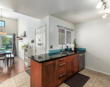 11260 N 92nd Street - Photo Thumbnail 8
