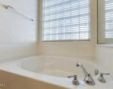 44000 W Mescal Street - Photo Thumbnail 23
