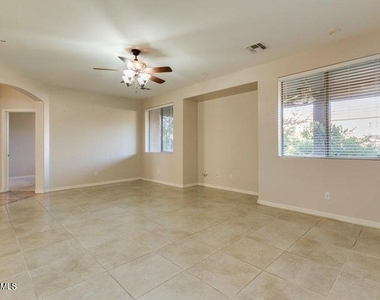44000 W Mescal Street - Photo Thumbnail 43