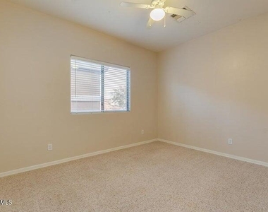 44000 W Mescal Street - Photo Thumbnail 7