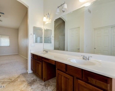 44000 W Mescal Street - Photo Thumbnail 22