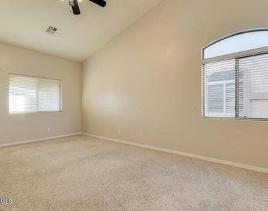 44000 W Mescal Street - Photo Thumbnail 29