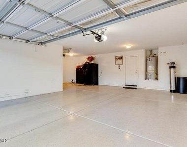 44000 W Mescal Street - Photo Thumbnail 3