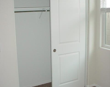 4667 W Nutmeg Avenue - Photo Thumbnail 20