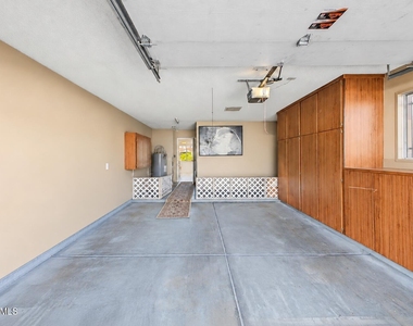 16871 N 103rd Avenue - Photo Thumbnail 9