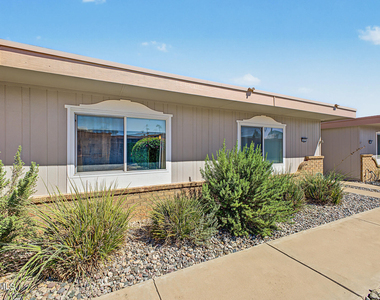 16871 N 103rd Avenue - Photo Thumbnail 22