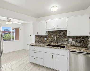 16871 N 103rd Avenue - Photo Thumbnail 14
