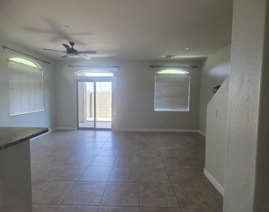 2150 W Alameda Road - Photo Thumbnail 3