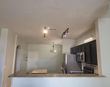 2150 W Alameda Road - Photo Thumbnail 19