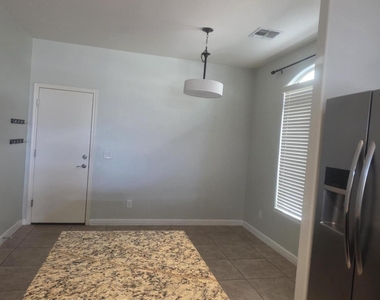 2150 W Alameda Road - Photo Thumbnail 21