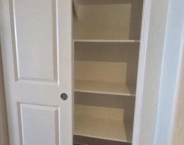 2150 W Alameda Road - Photo Thumbnail 20