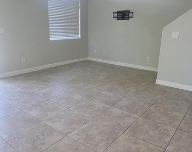 2150 W Alameda Road - Photo Thumbnail 2