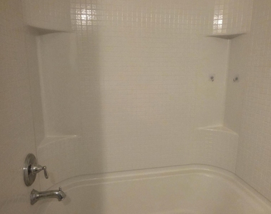 2150 W Alameda Road - Photo Thumbnail 7
