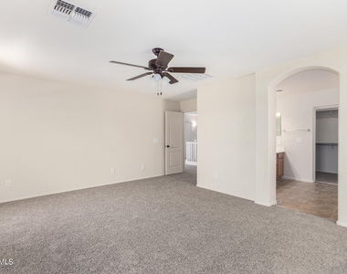 28048 N 25th Lane - Photo Thumbnail 8