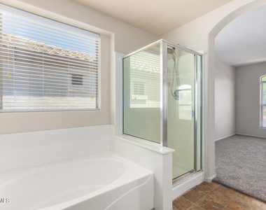 28048 N 25th Lane - Photo Thumbnail 10