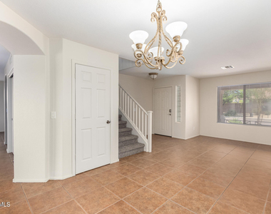28048 N 25th Lane - Photo Thumbnail 4