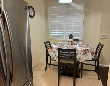 3500 Oaks Clubhouse Drive - Photo Thumbnail 3