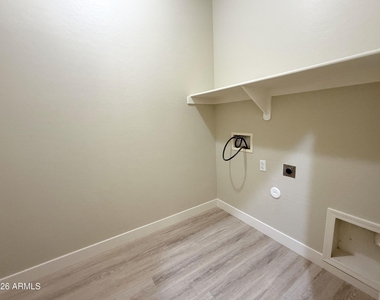 12514 W Winslow Avenue - Photo Thumbnail 25