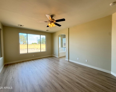 12514 W Winslow Avenue - Photo Thumbnail 12