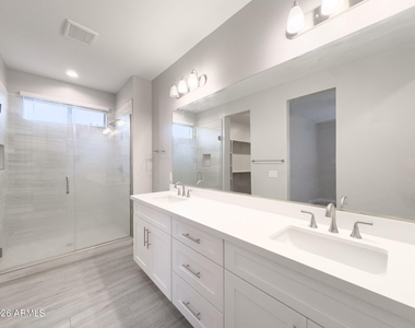 231 E Santa Cruz Drive - Photo Thumbnail 9