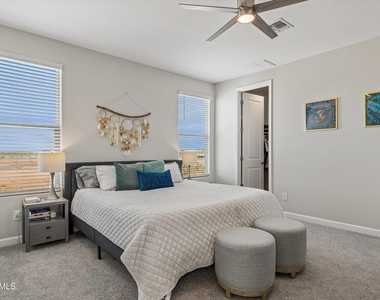 18422 N 65th Place - Photo Thumbnail 19