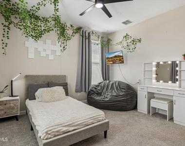 18422 N 65th Place - Photo Thumbnail 26